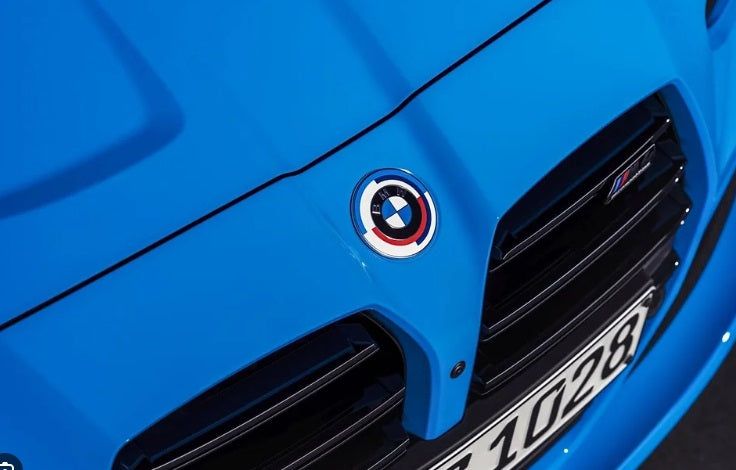 BMW HERITAGE 73mm badge