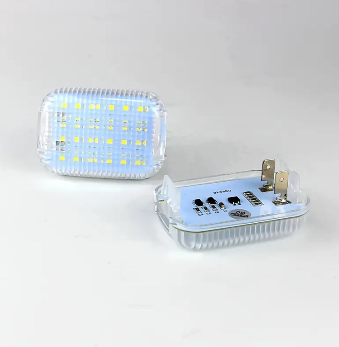 2 pcs SUPER bright 12V LED Rear dome lights